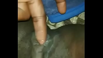 Preview 1 of Cubana 18enne Inculata - Black ebony fingers  wet pussy