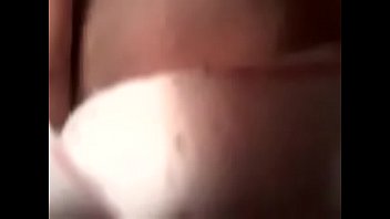 Preview 4 of Bacha Bebe Xx3 Vedeo - Se masturba con un cepillo