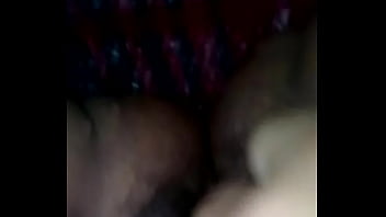 Preview 4 of Black Hair Mom Teaches Daughter - Putita se masturba y lo manda por WhatsApp