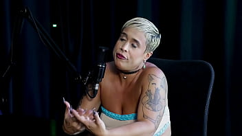 Preview 3 of Hotstar Hotstar - Foi convidada a se retirar de v&aacute_rios estabelecimentos,  teve um relacionamento aberto,  e quanto tentou fazer com uma novinha... - Just Joana (WATCH ON: SHEER/RED)