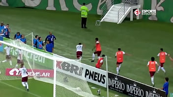 Preview 2 of Anal Creampie And Burnette - Nen&ecirc_ come cu de mulambo em pleno Maracan&atilde_