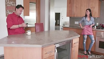 Preview 1 of Amerikan Porn Us - Eggs &amp_ Bacon With Brunette Stepmom- Melissa Lynn
