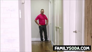 Preview 1 of Chuer - Concerned stepdad bangs stepdaughter after breakup