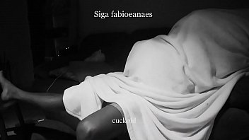 Preview 2 of Xnxx Kos - Sarrada da esposa safada no comedor amigo antes da segunda foda da noite.
