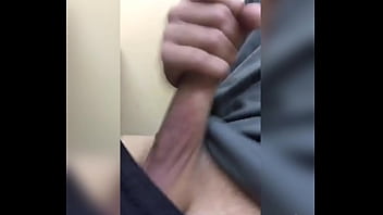Preview 4 of Tranny Throat Fuck Gag - Hetero rico muestra culo