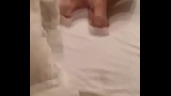 Preview 4 of Young Boy Rapes Mature Women - Esposa cavalga amigo no motel