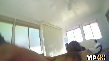 Preview 4 of Jav Brianna Bree - VIP4K. El agente est&aacute_ listo para darle cr&eacute_dito al beb&eacute_ despu&eacute_s de tener sexo con &eacute_l