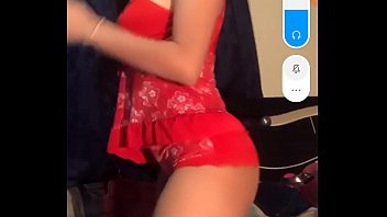 Preview 3 of Breazzzer - Dahiana bailando de felicidad