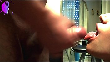 Preview 1 of Milf Casting French Brutal - Cumshot in the mouth 2 - Flashback video vintage 2015