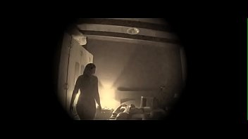 Preview 1 of Aunty Xnxvidos - Esposa argentina en c&aacute_mara oculta