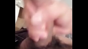 Preview 1 of Girl Bodyguard - Amateur hetero manda video por WhatsApp