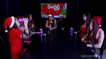 Preview 3 of Dog Girl Sexy Videos - COMPILADOS DO ESPECIAL DE NATAL NO SWING CAST COM TIFANY ROCHA,  RAPHAELA SAVANAH,  BURGUESA,  BRUNINHA A SURFISTINHA,  KAROL REDXXX E ISADORA CLOSEL - PARTE 4 (WATCH ON: SHEER/RED)