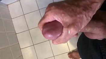 Preview 1 of Nse Xis Bf Videos - Slow motion cumshot