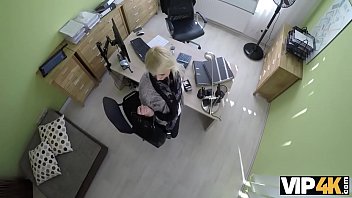 Preview 2 of Lana Kampoz Me - VIP4K. Mlle aux cheveux blonds Katy Rose a des relations sexuelles pour de l&#039_argent avec un bel agent de pr&ecirc_t