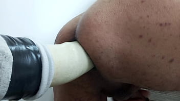 Preview 4 of Turk Genc Cocuk Dul Komsu - Batendo uma punheta, antes de socar consolo grosso no cu, que del&iacute_cia@!!!