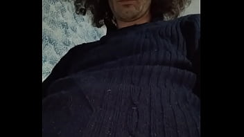 Preview 3 of Xxxiiivdeo Aunti Offce Boss - Sono un cameriere,  un bravo cameriere. Ora sono di nuovo in cerca di occupazione. Bravo anche dietro il bancone di un bar, per preparazione cocktails di svariate fantasie.