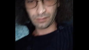 Preview 1 of Xxxiiivdeo Aunti Offce Boss - Sono un cameriere,  un bravo cameriere. Ora sono di nuovo in cerca di occupazione. Bravo anche dietro il bancone di un bar, per preparazione cocktails di svariate fantasie.