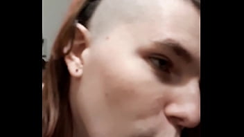 Preview 3 of Nude Porn Azgin Teyze - Jessica wildwood wash&#039_s her mouth out with her own Piss Xvideo exclusive
