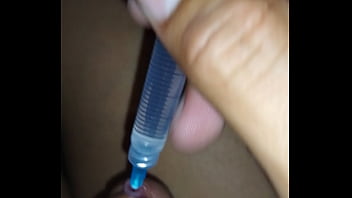 Preview 2 of Asian Fuck In Hotel - Inyectando agua dentro de mi pene con un cateter