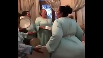 Preview 1 of Brazil Ma - Big booty shake