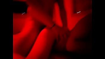 Preview 1 of Mom Fuck Son While Dad Busy - Cojiendo a mi hermana en un telo argentina