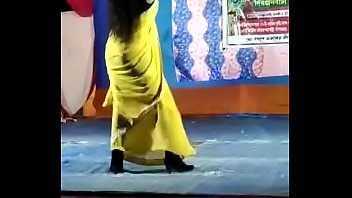Preview 1 of Trachers Big Braazz - Puja in seducing sexy dance in village stage performance.