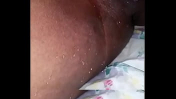 Preview 1 of Espia Nias - Squirting in bed