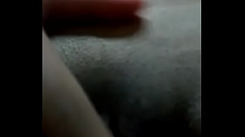 Preview 2 of Christmas Sex 2018 - Novinha se masturbando