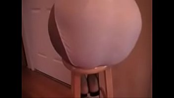 Preview 1 of Sleeping And Forced Xxx Hd - Madura gorda en calz&oacute_n blanco pedorra