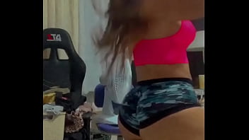 Preview 1 of Real Bbc Dick - Diabinha do Funk Rebolando o Rabo