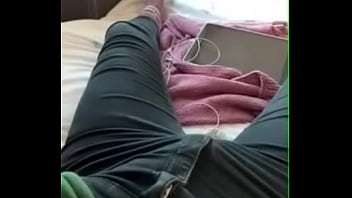 Preview 2 of Sexy Fat Nepal - Se masturba y env&iacute_a video por kik