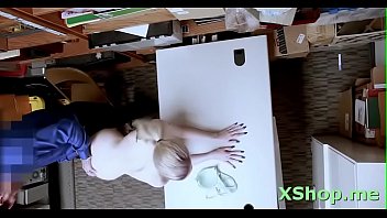 Preview 1 of Bik Gik - Ravishing Lexi Lore rules the world