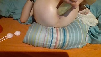 Preview 3 of Mofoa Mifal - Petit minet joue avec son sextoy