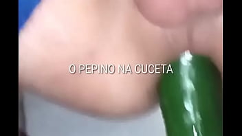 Preview 1 of Richelle Ran Brazzers - Pepino no cu para aliviar a vontade.