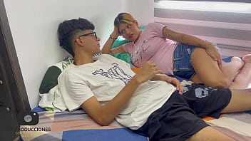 Preview 2 of Japan Fuq Teen - Mi peque&ntilde_a hermanastra se confunde y me da viagra por accidente y termino follandola duro hasta venirme en ella.