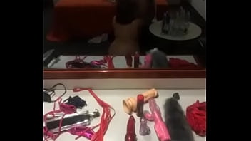 Preview 1 of Hindi Pink World Hd - Me la Mama bien rico