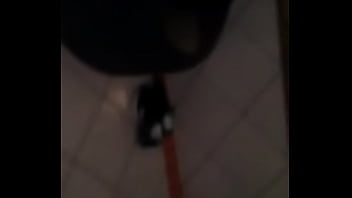 Preview 1 of Xxx Old Girl - Chupando o pau do PM no hotel Fiesta na BR