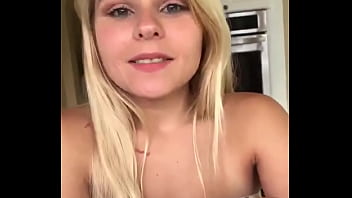Preview 4 of Gil Jung Garota Pop - Novinha mostrando a xavasca rosadinha