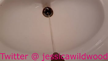 Preview 2 of Gachinco Gachi1151 Ran - Jessica wildwood Piss&#039_s in the sink 2020