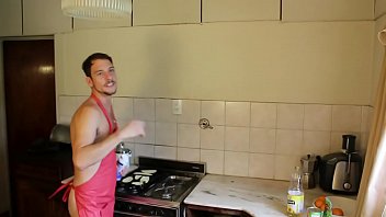 Preview 2 of Karnataka State Xxx Video - cocinando en culo Marcos Molina