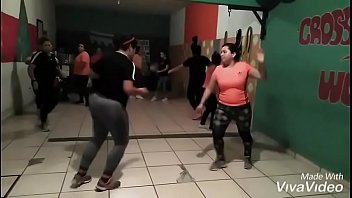 Preview 3 of Xhamester Old Aunty - Nalgonas bailando