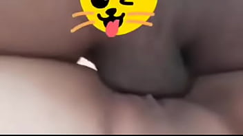 Preview 4 of Pisslng Hot - Jugando con mi amigo juju