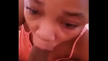 Preview 2 of Amateur Amateur Mom - Nijia bitch sucking