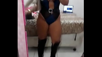 Preview 2 of Johnny Senz - Novinha magrela me enviando nude