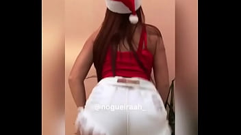 Preview 2 of Hot Xnxx Boss - Novinha quase pelada dan&ccedil_ando funk