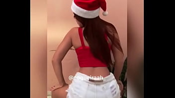 Preview 1 of Hot Xnxx Boss - Novinha quase pelada dan&ccedil_ando funk