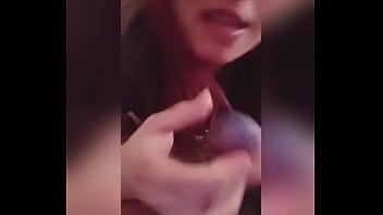 Preview 4 of India Sex Vediyo - Una puta llamada Belinda Baronne Ch colocando e cond&oacute_n con la boca.