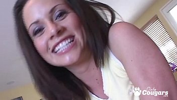 Preview 1 of Clity Fligt - Gorgeous Isabelle Dior Banged By Two Cocks