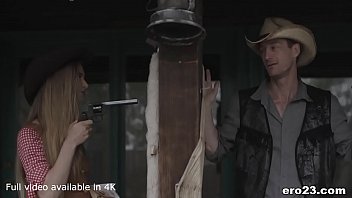 Preview 1 of Sis And Bronthe - Sheriff Lana Sharapova Gives her cunt to bad guy
