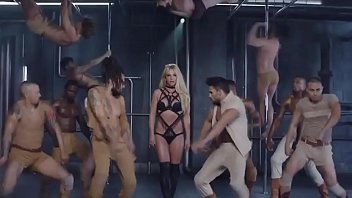 Preview 1 of Cewe Smp Ngentot Di Sungai - Britney Spears - Make Me - Hot Video Edit